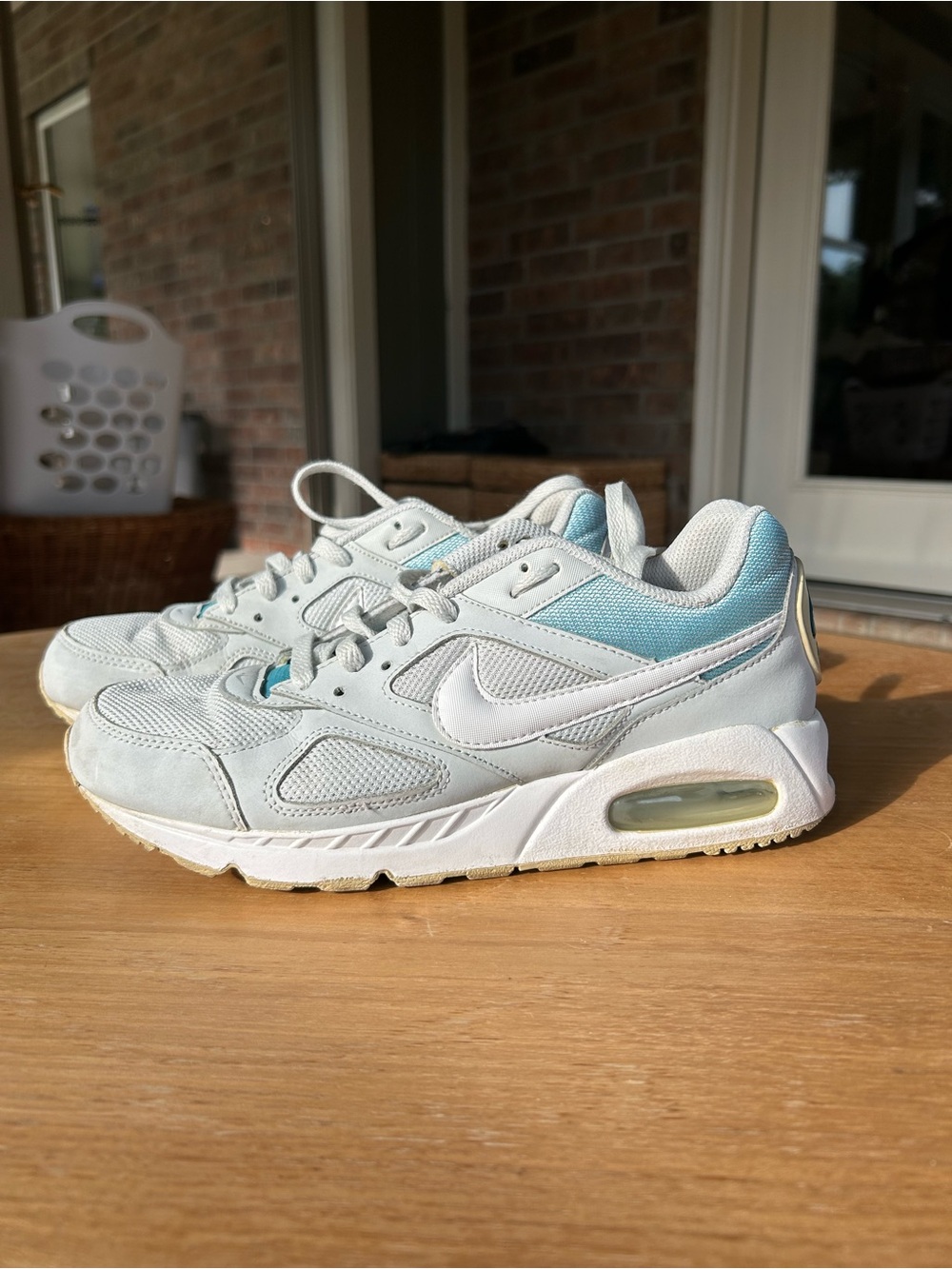 Nike Air Max‎ Ivo Women's Sneakers